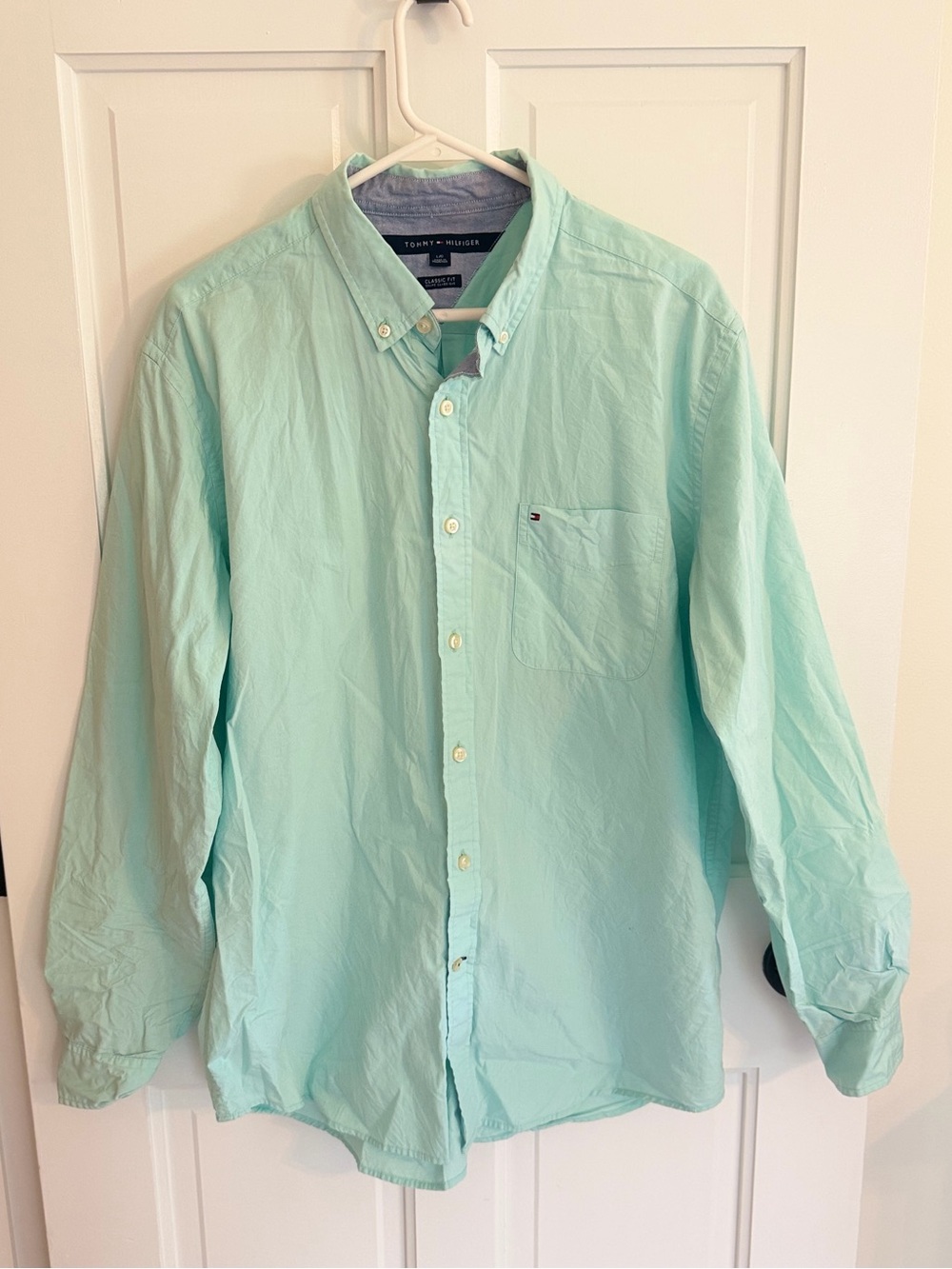 Tommy Hilfiger Men’s Mint Green Classic Fit Button Down Shirt L